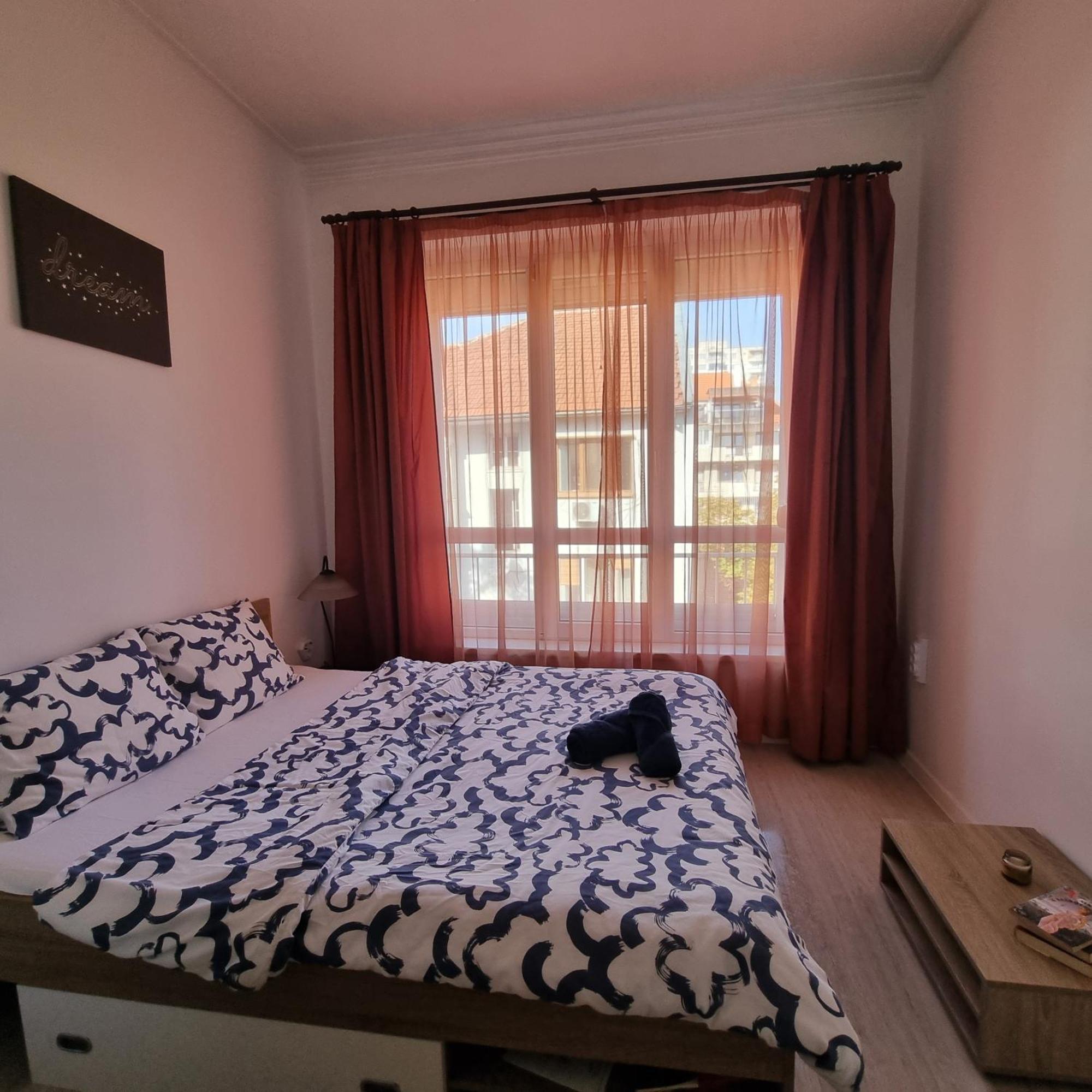 Appartement Lovely 1 Bdr In Center Sofia